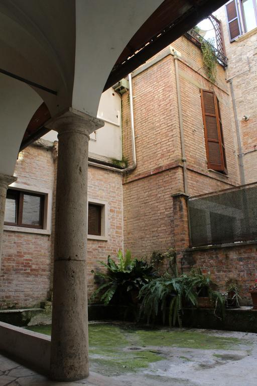 B&B Palazzo Migliani 아스콜리피체노 외부 사진